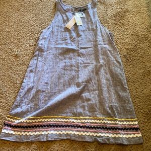 Chambray blue jumper.